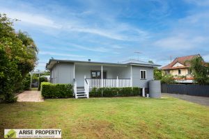 030A7748-Edit house back further 2